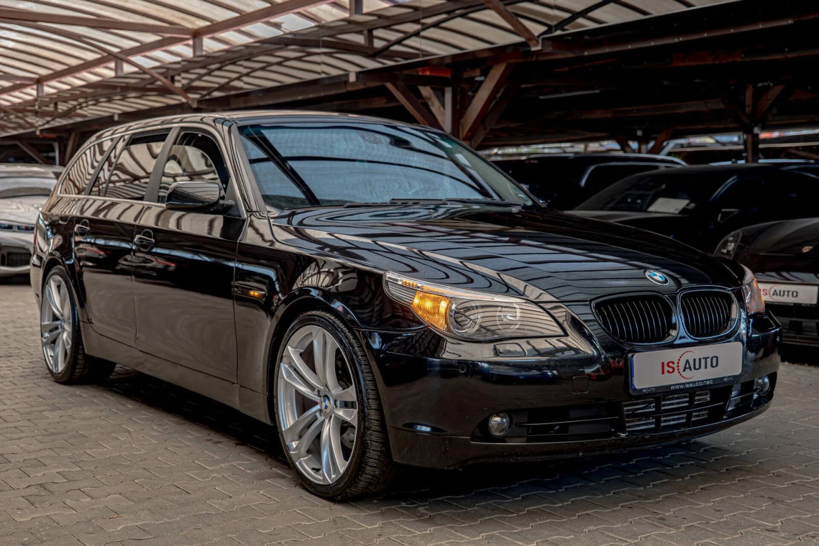 BMW 535 DYNAMIC DRIVE/PDC/4xПодгрев/Navi/Xenon - изображение 2