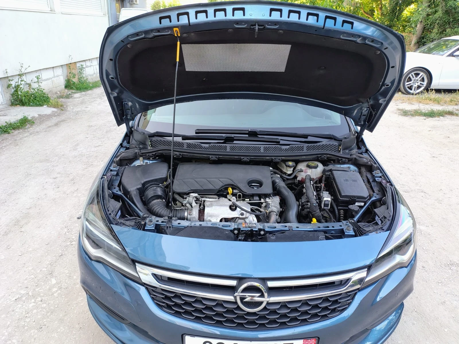 Opel Astra  K sports tourer 1.6 CDTI - изображение 3