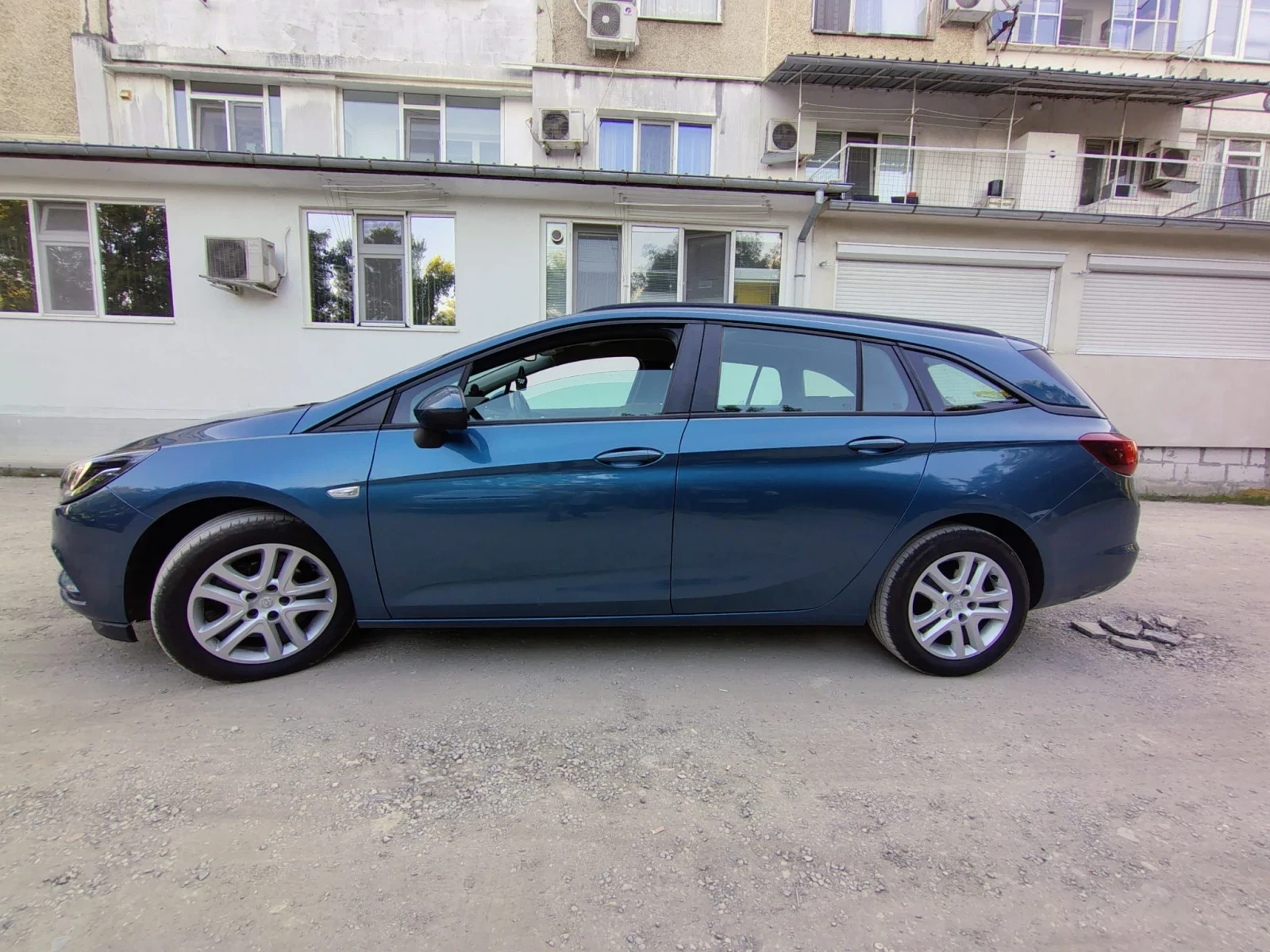 Opel Astra  K sports tourer 1.6 CDTI - изображение 6