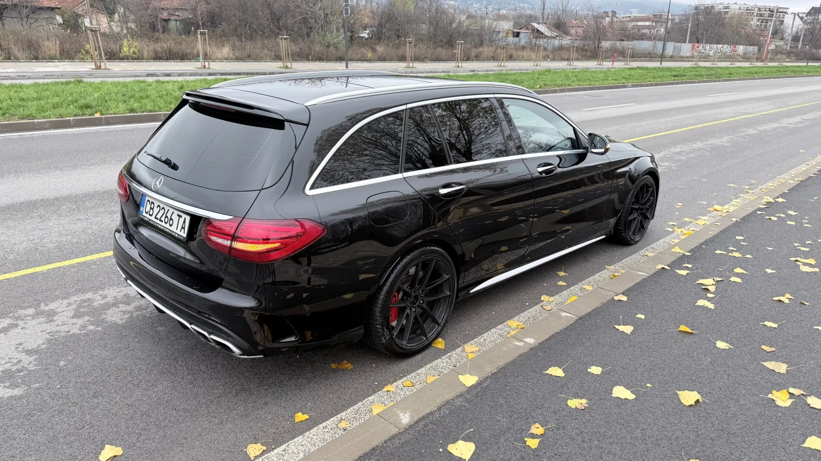 Mercedes-Benz C 63 AMG C63s - изображение 6