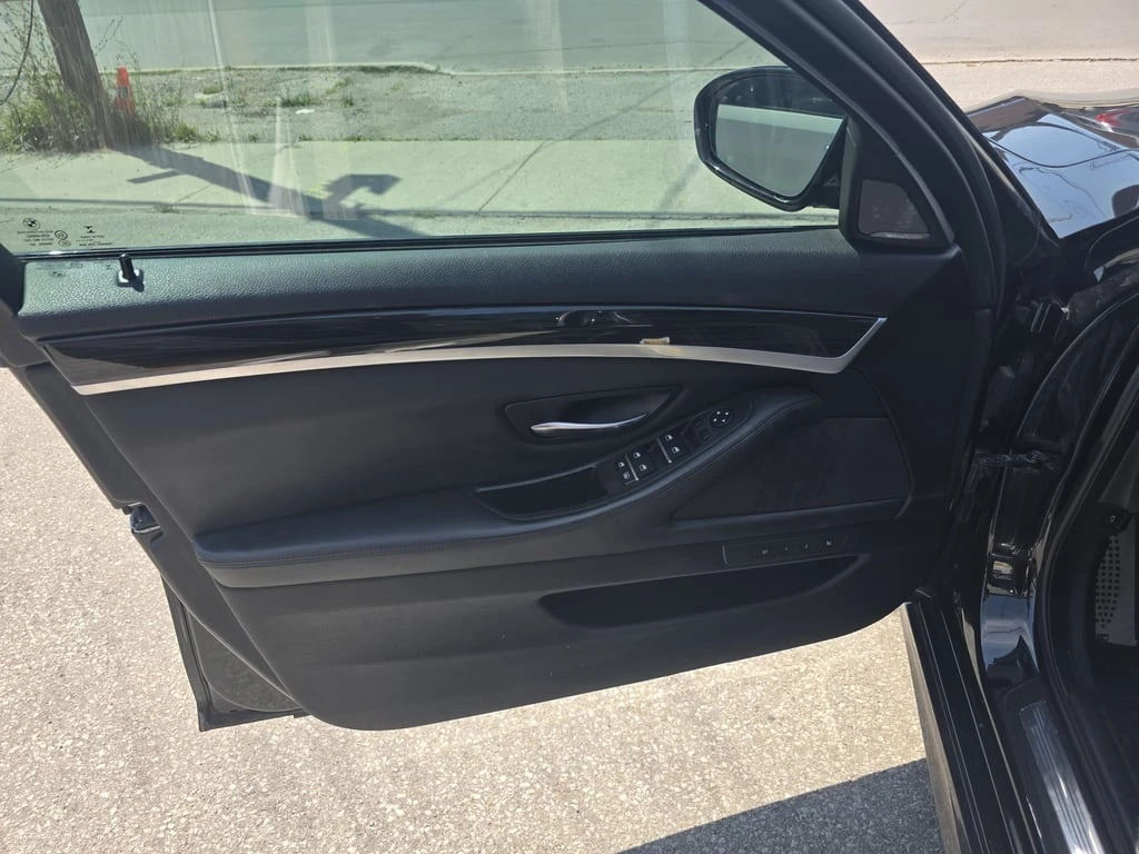 BMW M5 * 4dr Sdn * CARFAX * ���� �� �� | Mobile.bg � ����������� 12