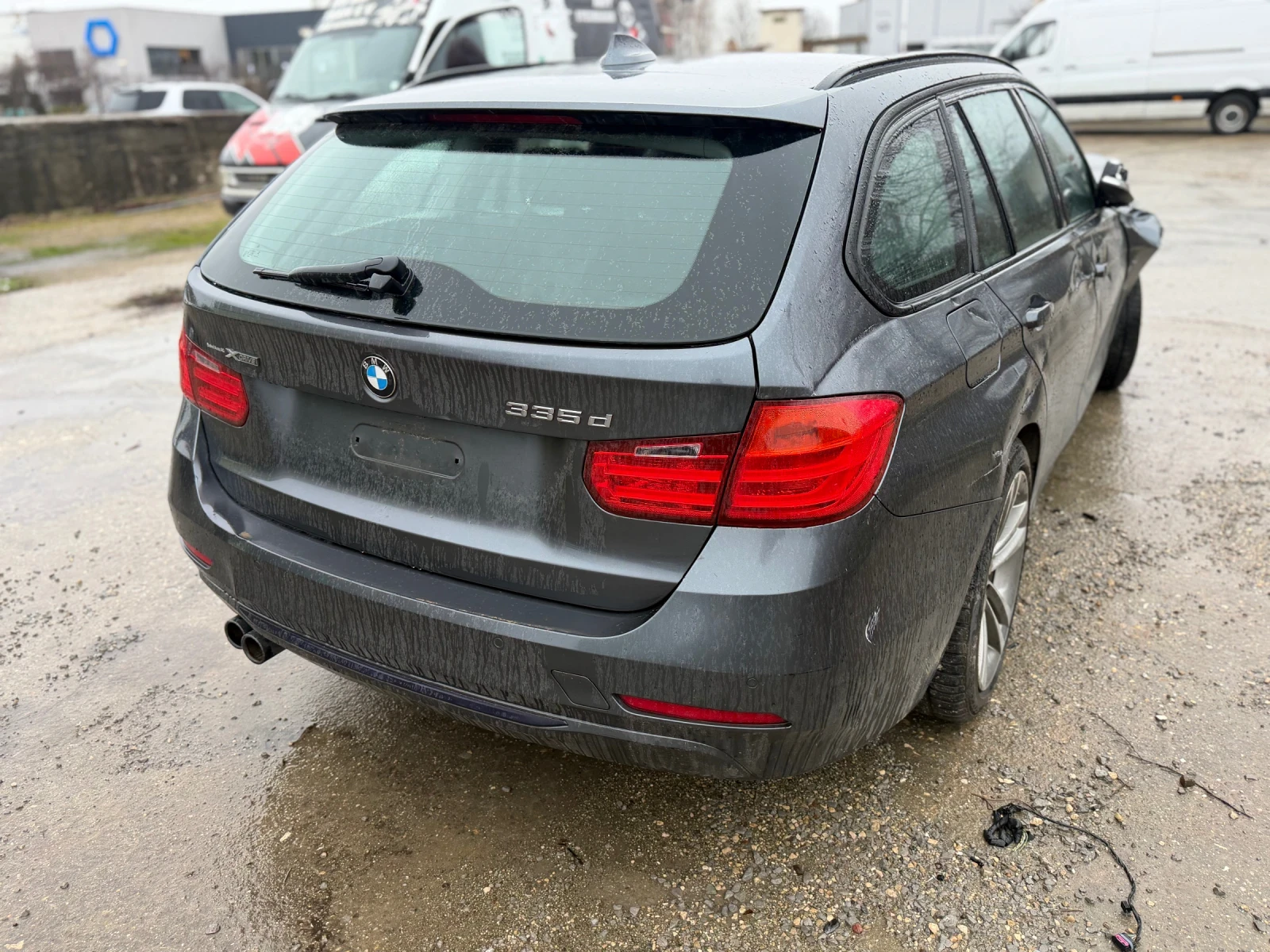 BMW 335 4х4теглич Камера хедЪп  - изображение 6