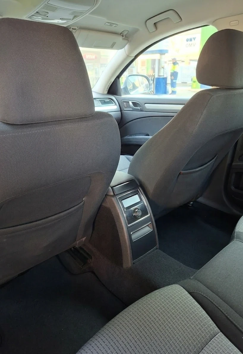 Skoda Superb, снимка 6 - Автомобили и джипове - 53844339