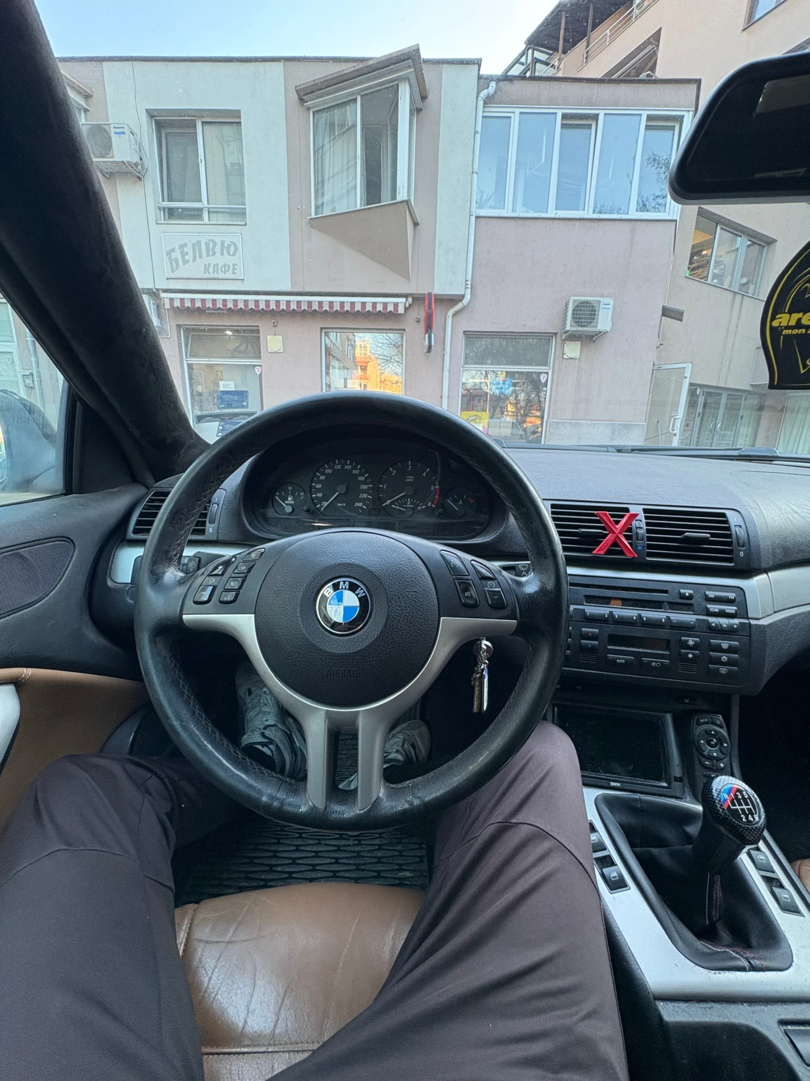 BMW 320, снимка 7 - Автомобили и джипове - 54024007