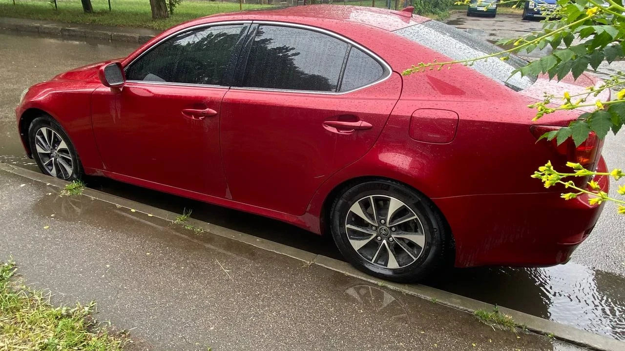 Lexus IS 250, снимка 3 - Автомобили и джипове - 54381126