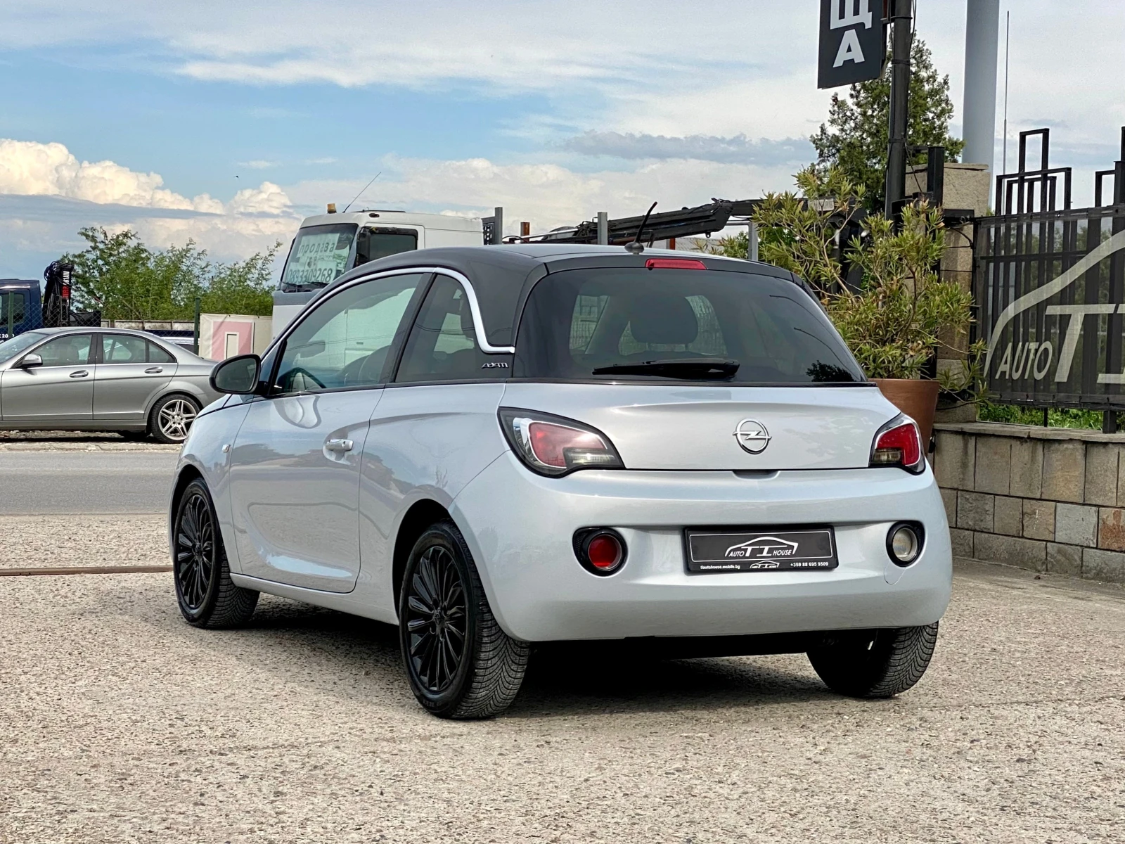 Opel Adam 1.4* LPG* , снимка 4 - Автомобили и джипове - 54629288