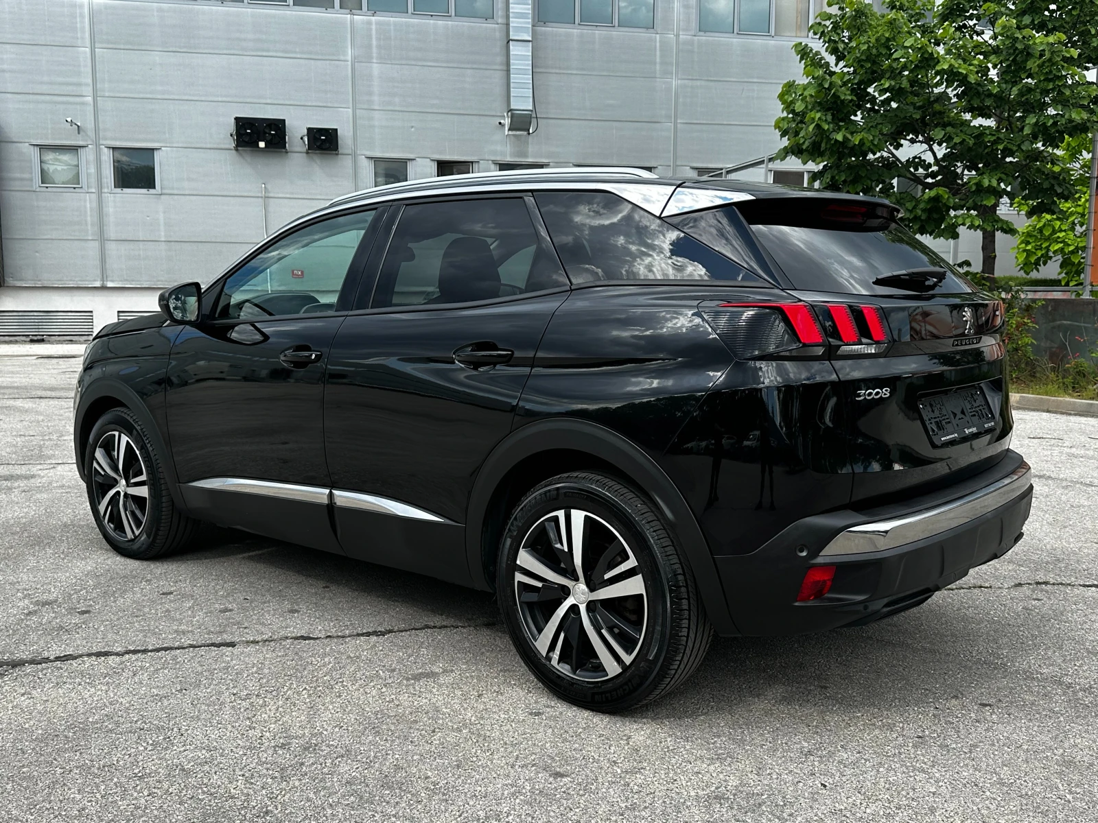 Peugeot 3008 1.5hdi/Allure/ГАРАНЦИЯ, снимка 3 - Автомобили и джипове - 54708002