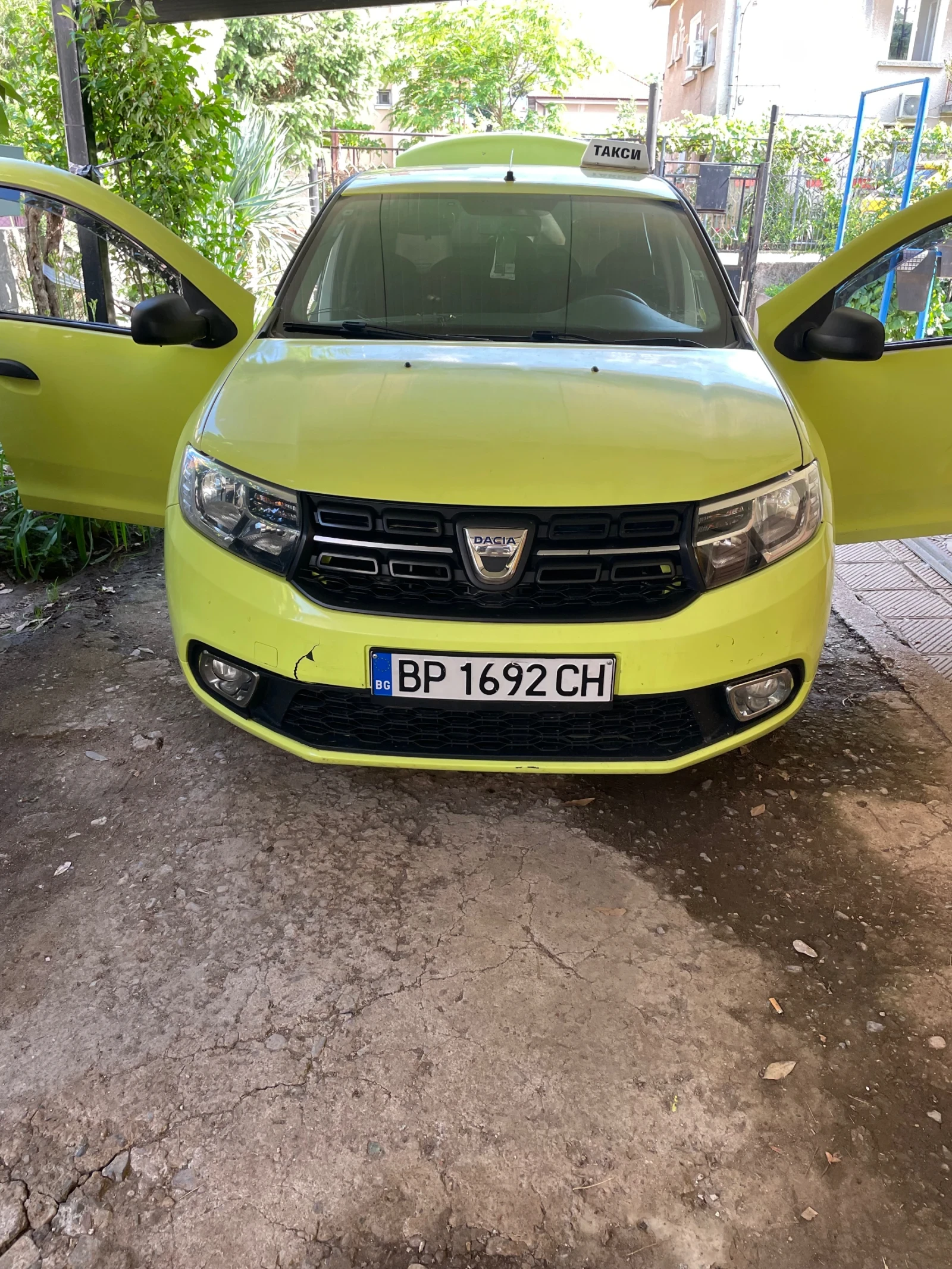 Dacia Logan 1.5 Diesel, снимка 2 - Автомобили и джипове - 54809778