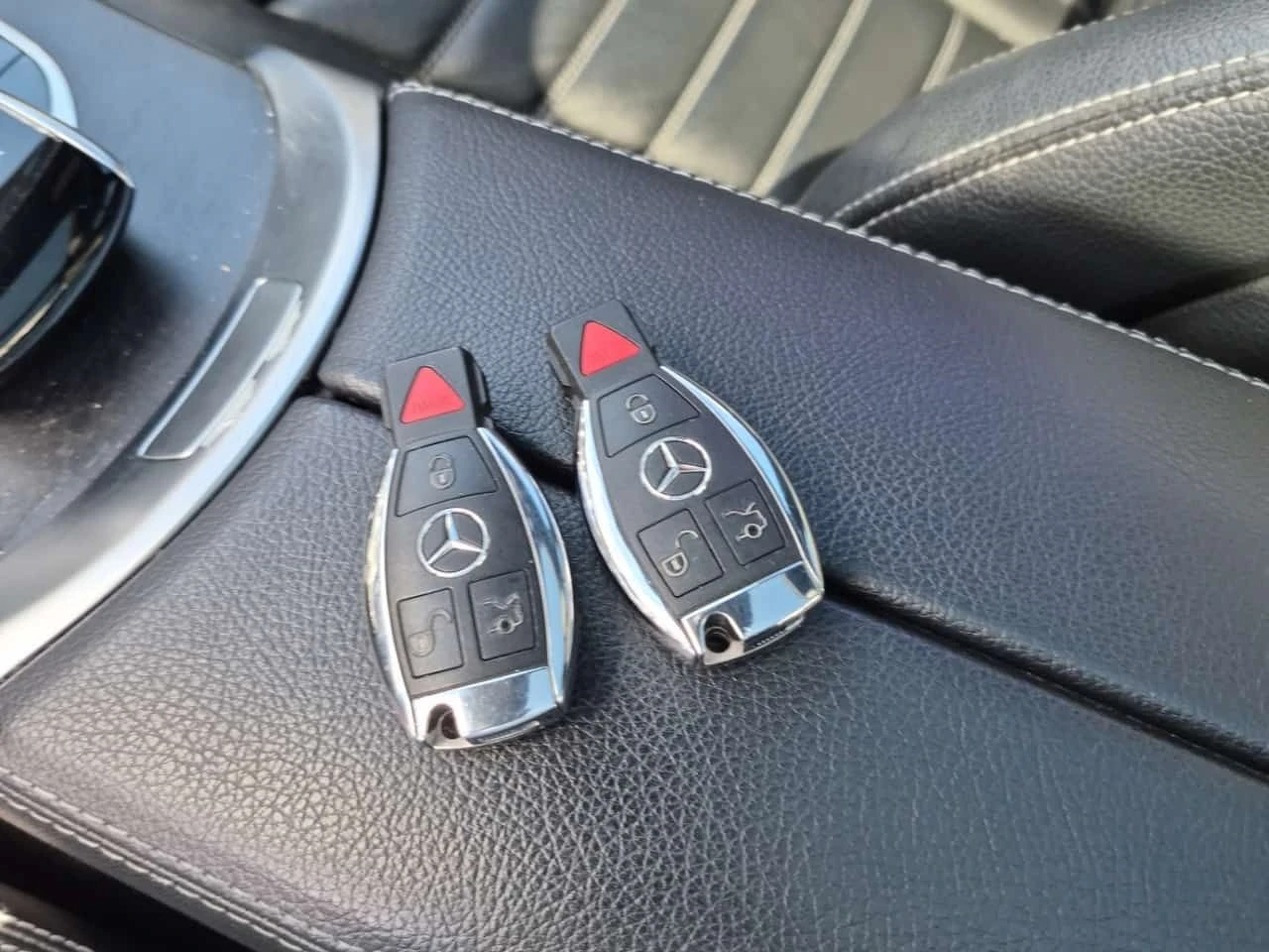 Mercedes-Benz C 450 AMG * CARFAX * ЦЕНА ДО БГ, снимка 12 - Автомобили и джипове - 54917679