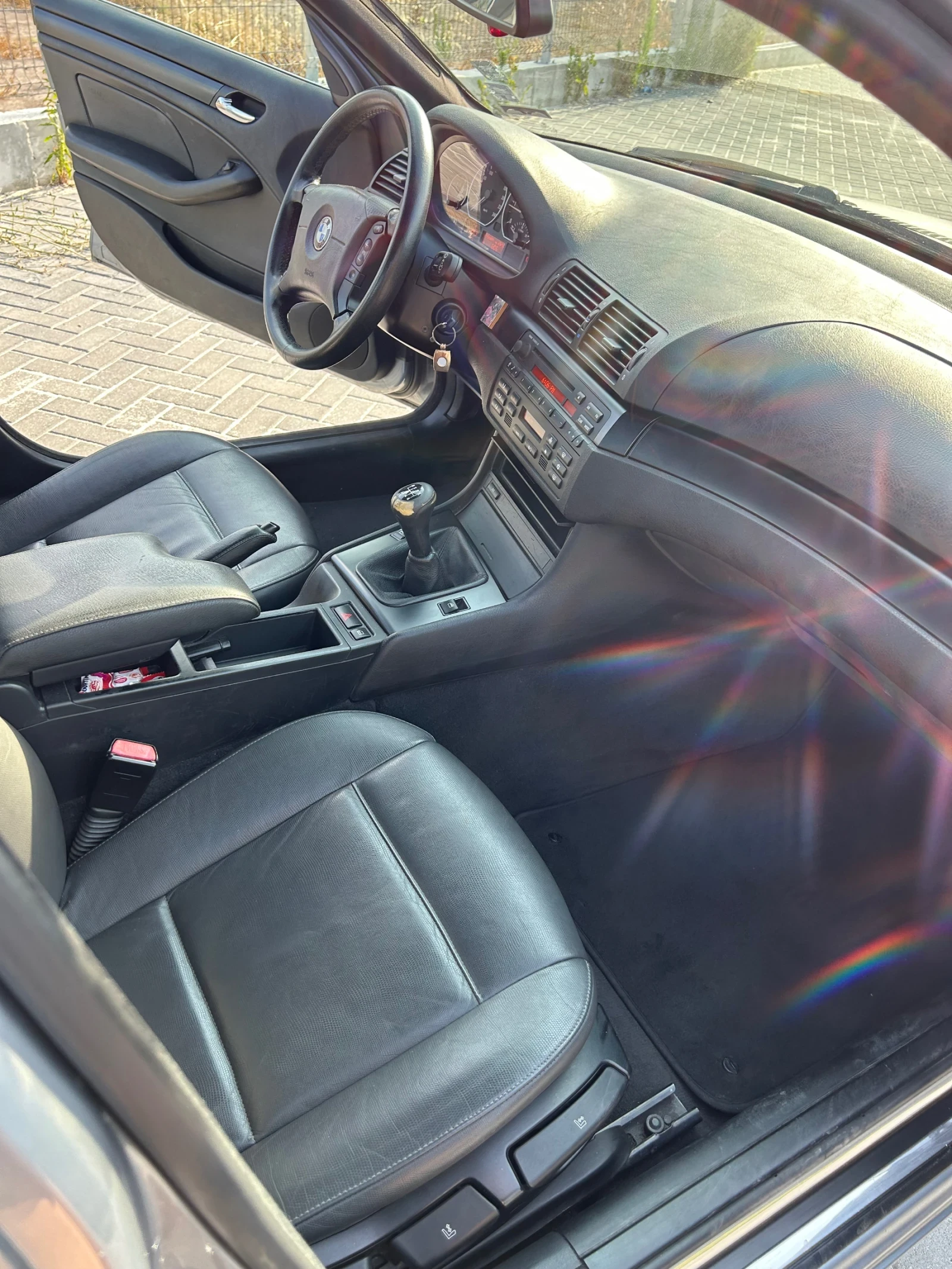 BMW 320, снимка 7 - Автомобили и джипове - 55474350