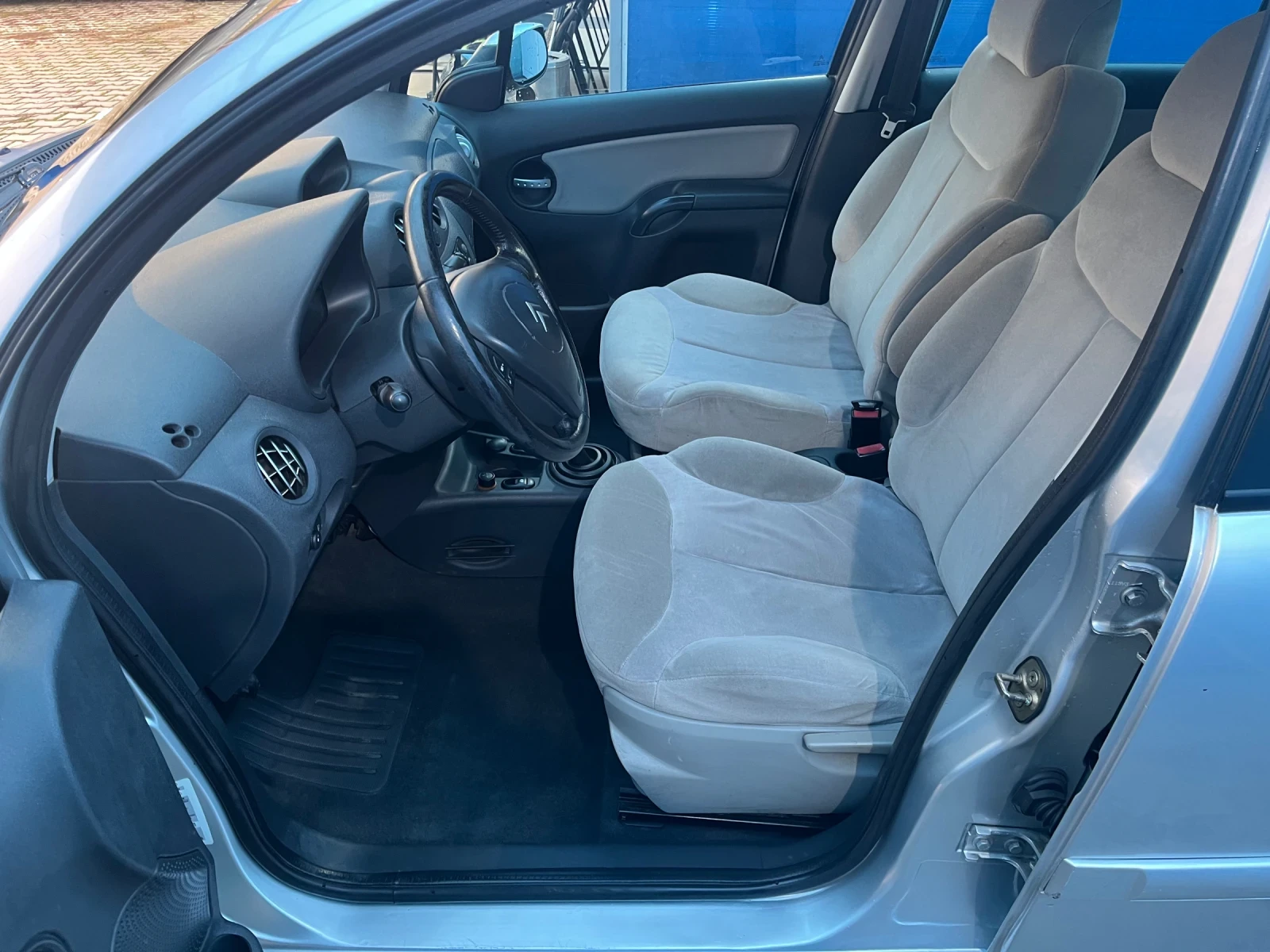 Citroen C3, снимка 9 - Автомобили и джипове - 55838710