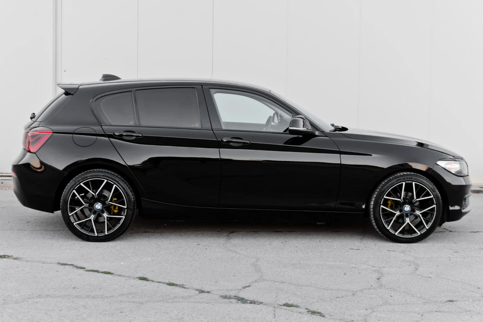 BMW 118 Bmw 118D* 150к.с* ПОДГРЕВ* КОЖА* , снимка 8 - Автомобили и джипове - 56002755