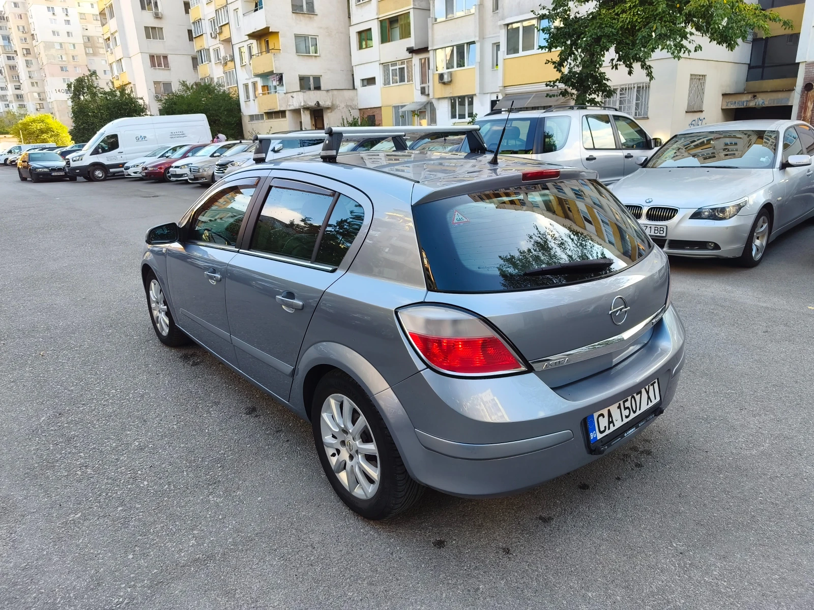 Opel Astra H, снимка 3 - Автомобили и джипове - 56068159