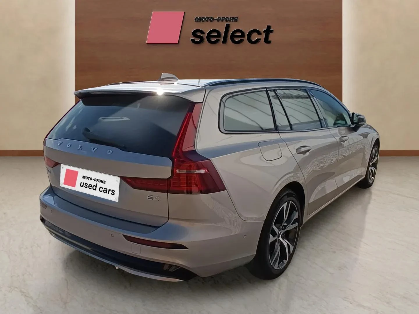 Volvo V60 2, 0, снимка 5 - Автомобили и джипове - 56273962