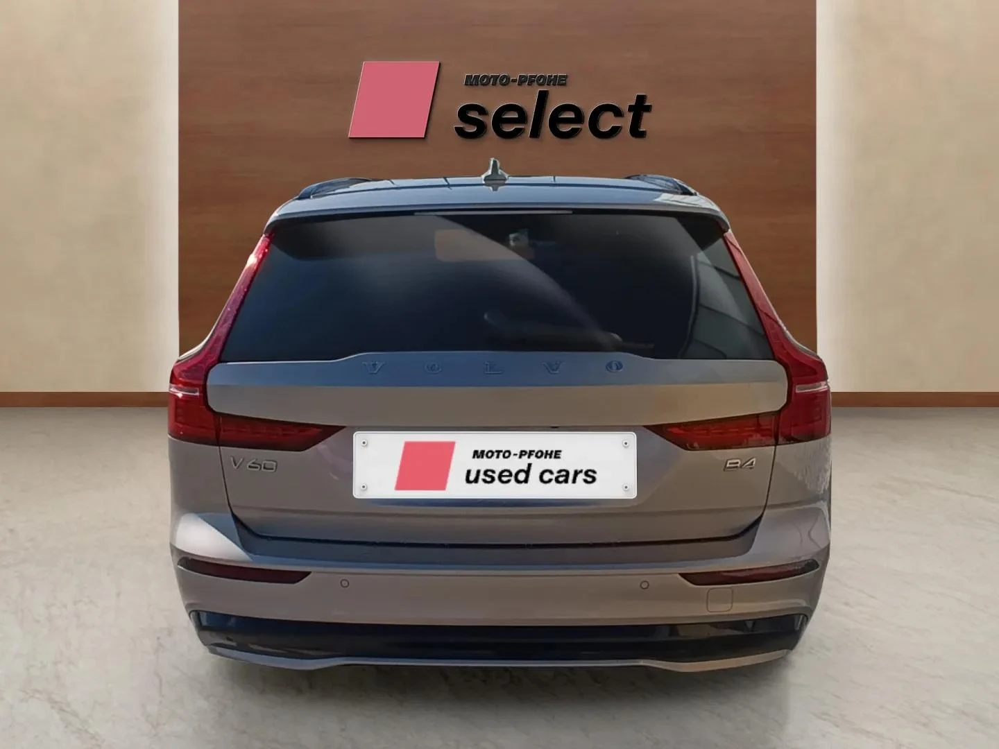 Volvo V60 2, 0, снимка 6 - Автомобили и джипове - 56273962