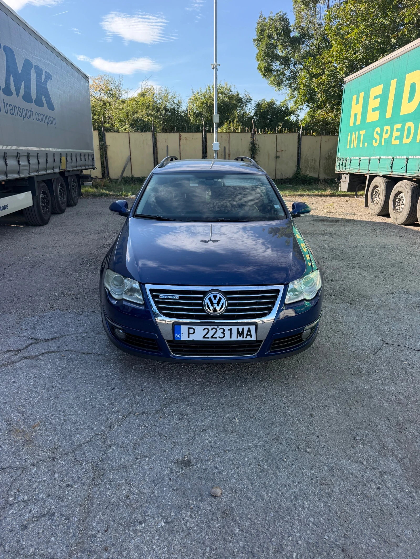 VW Passat VW Passat b6 105 1.9 Tdi, снимка 3 - Автомобили и джипове - 56457011