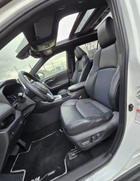 Toyota Rav4 Hybrid 2.5 AWD 2019г., снимка 10