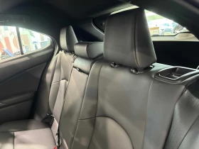 Lexus UX 300h  * CARFAX * ОПЦИЯ ЗА ФИНАНСИРАНЕ, снимка 12