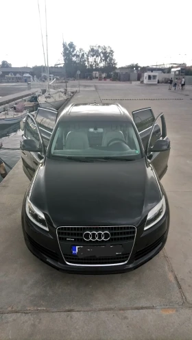 Audi Q7 Панорама= 3 ключа = въздушно окачване= 239ps , снимка 1