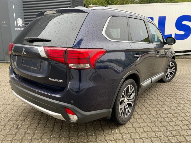 Mitsubishi Outlander Face / AWD / 2.2d / Automatic/ EU6, снимка 7 - Автомобили и джипове - 47972486