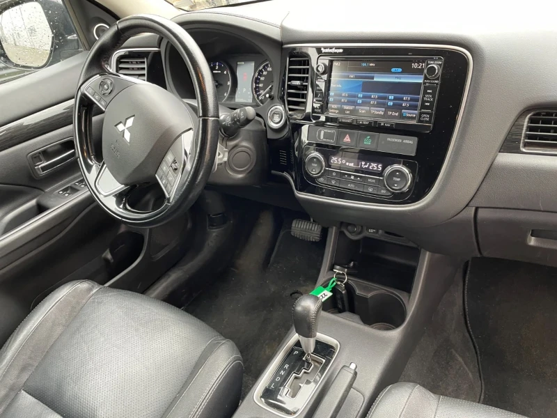 Mitsubishi Outlander Face / AWD / 2.2d / Automatic/ EU6, снимка 9 - Автомобили и джипове - 47972486