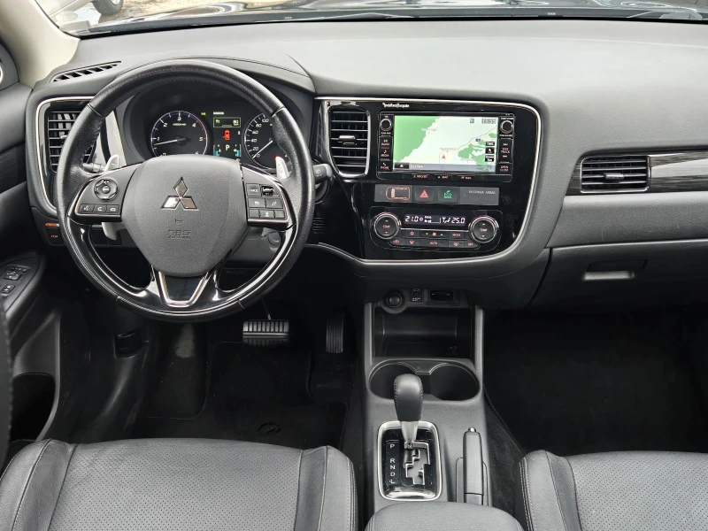 Mitsubishi Outlander Face / AWD / 2.2d / Automatic/ EU6, снимка 7 - Автомобили и джипове - 47972486