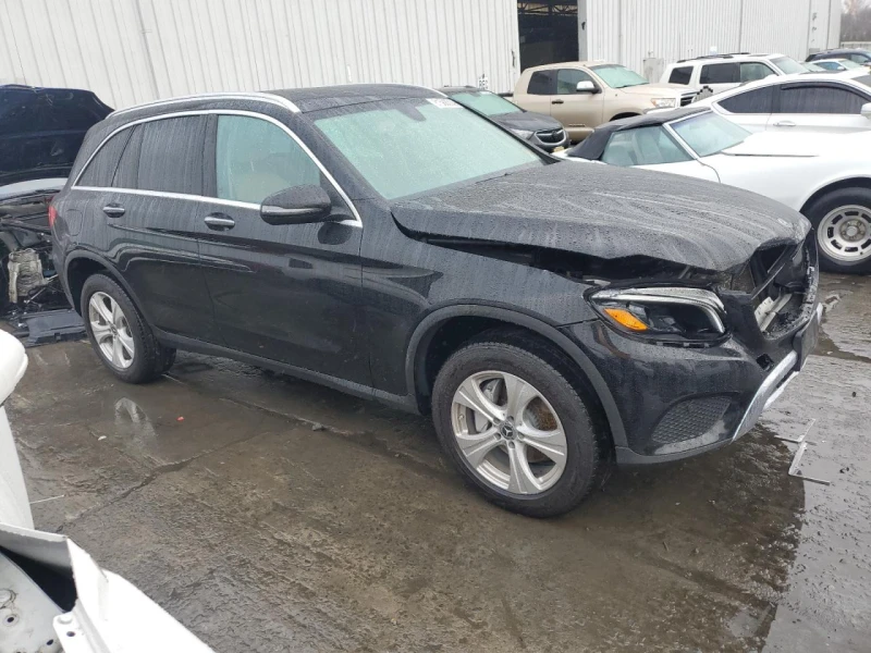 Mercedes-Benz GLC 300 4MATIC ПАНО* ПОДГРЕВ* КЕЙЛЕС* , снимка 2 - Автомобили и джипове - 48451787