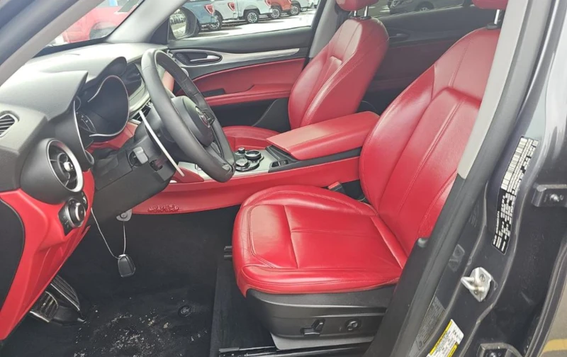 Alfa Romeo Stelvio 2018* HARMAN* CRUISE CONTROL* RED SEATS* KEYLESS, снимка 9 - Автомобили и джипове - 53036326