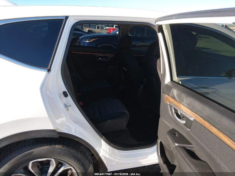 Honda Cr-v 1.5l 2Wd Ex, снимка 8 - Автомобили и джипове - 53586658