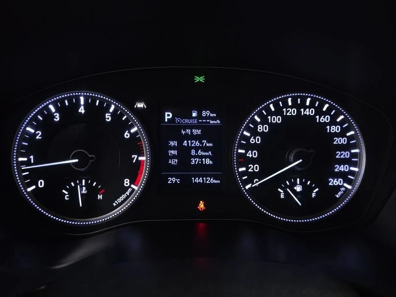 Hyundai Santa fe Gasoline 2.0T 2WD| 235к.с.| ВКЛ.ТЕХНОТЕСТ, снимка 8 - Автомобили и джипове - 55440505