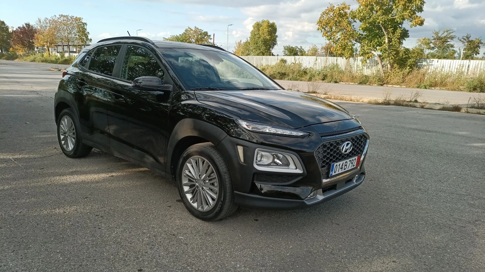 Hyundai Kona 2.0i 4X4 DISTRONIC KEYLESS - изображение 2