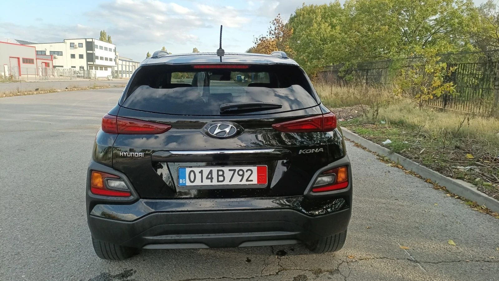 Hyundai Kona 2.0i 4X4 DISTRONIC KEYLESS - изображение 6