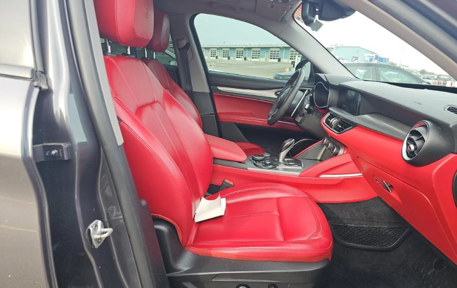 Alfa Romeo Stelvio 2018* HARMAN* CRUISE CONTROL* RED SEATS* KEYLESS | Mobile.bg � ����������� 12