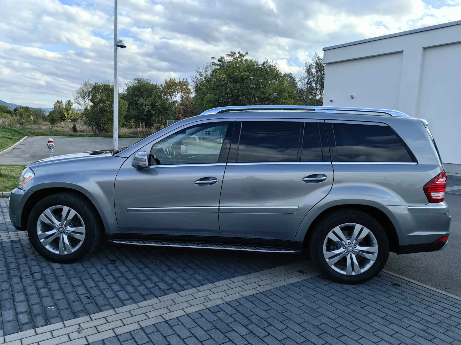 Mercedes-Benz GL 450  - изображение 2