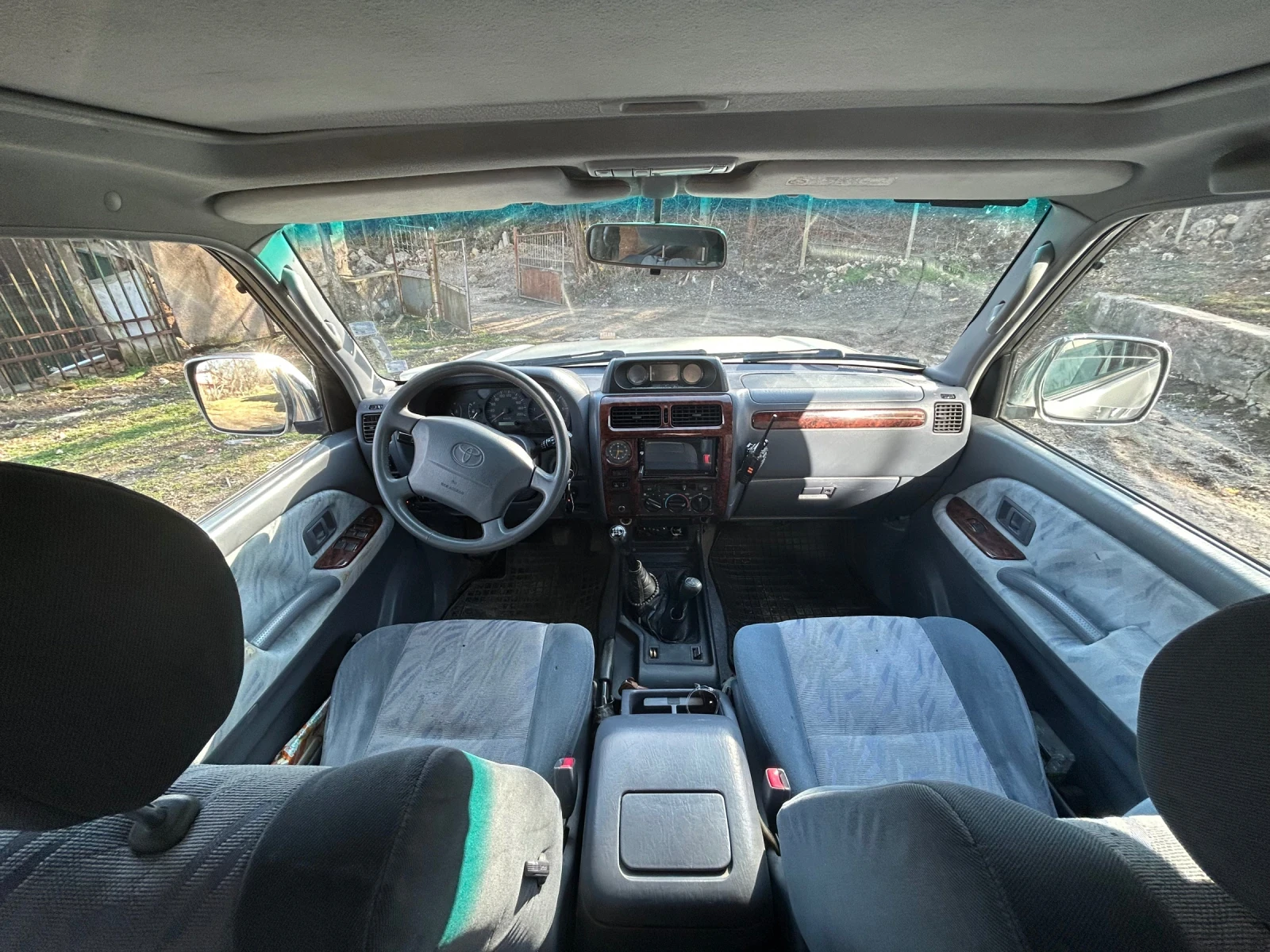 Toyota Land cruiser 3.0 D4D, снимка 13 - Автомобили и джипове - 53952514