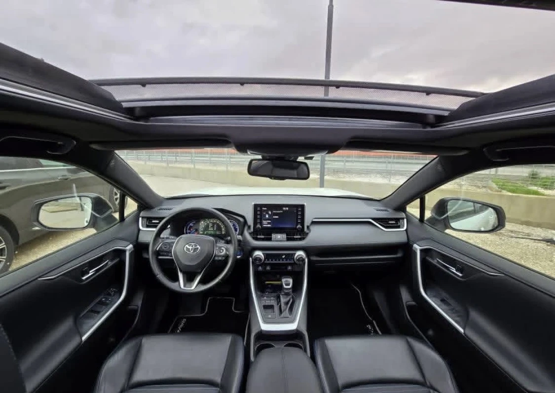 Toyota Rav4 Hybrid 2.5 AWD 2019г., снимка 7 - Автомобили и джипове - 54680827