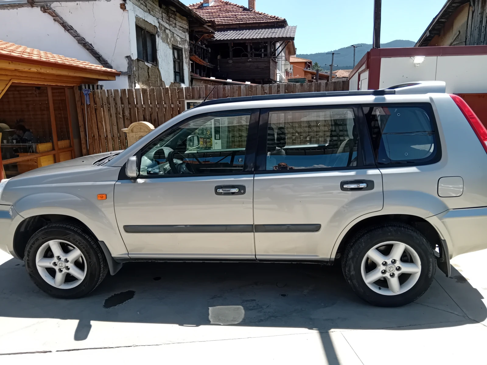 Nissan X-trail, снимка 5 - Автомобили и джипове - 54715793