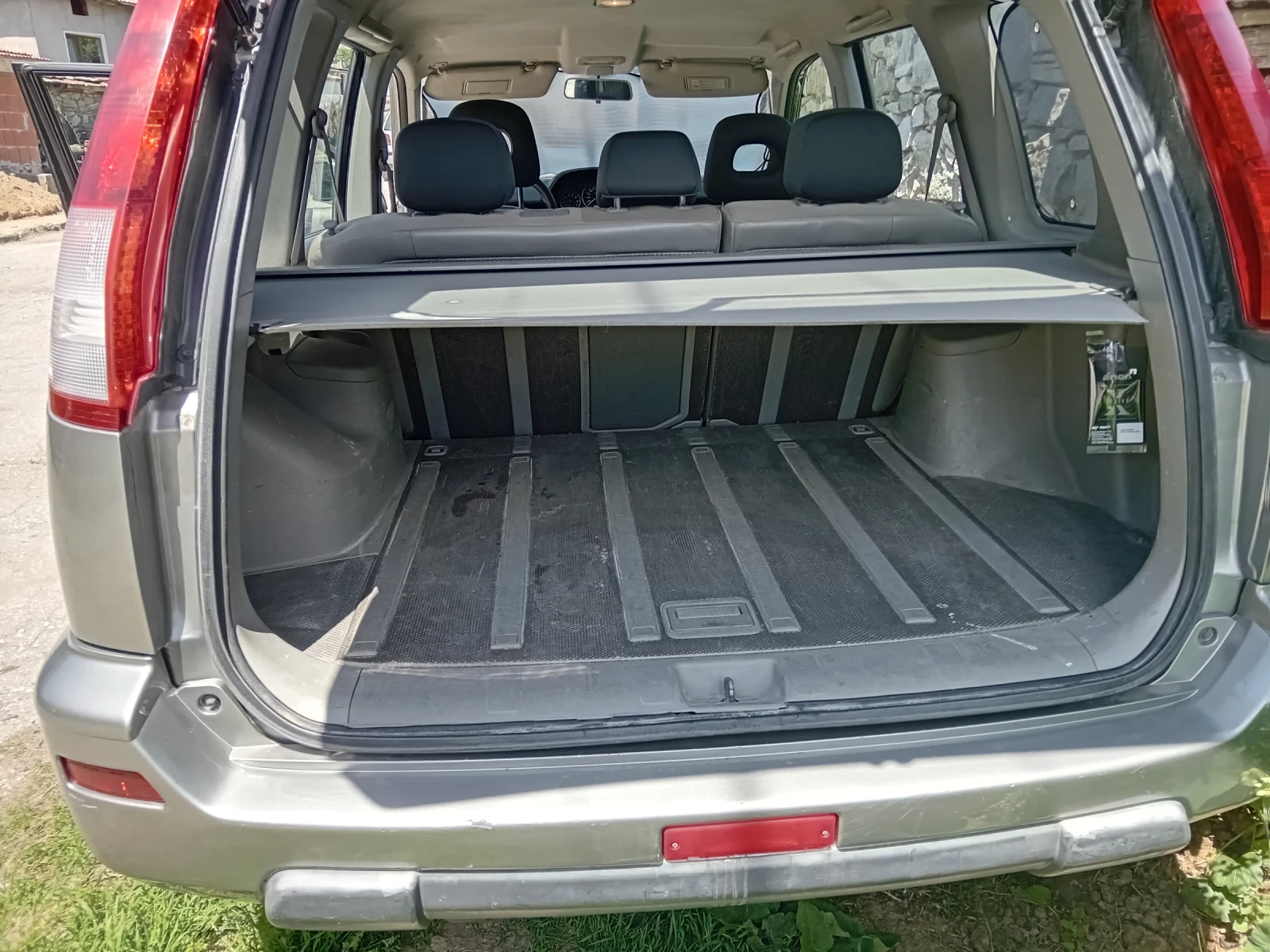 Nissan X-trail, снимка 8 - Автомобили и джипове - 54715793