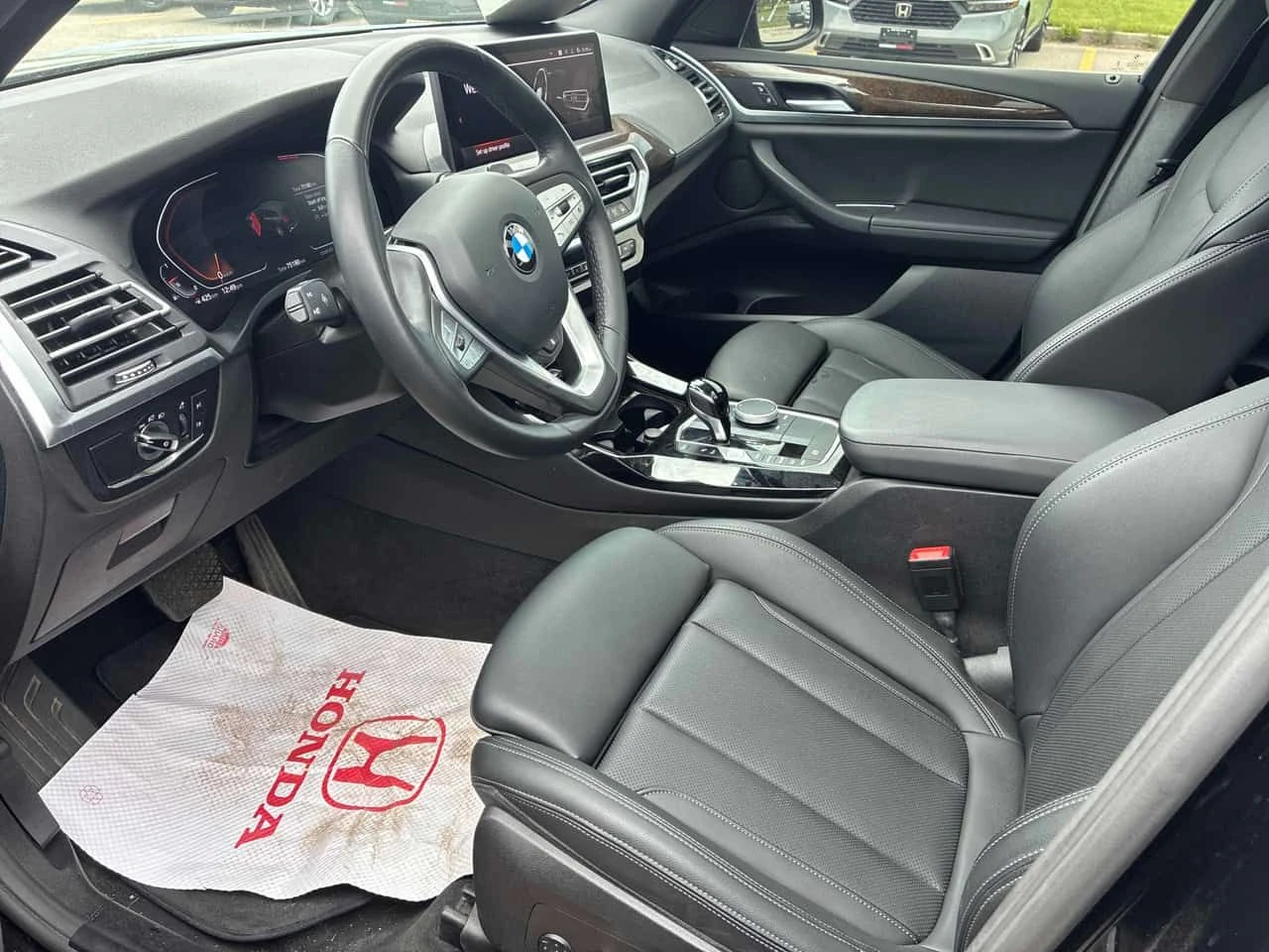 BMW X3 xDrive30i / DISTRONIC / CAMERA / АВТОКРЕДИТ, снимка 5 - Автомобили и джипове - 54706711