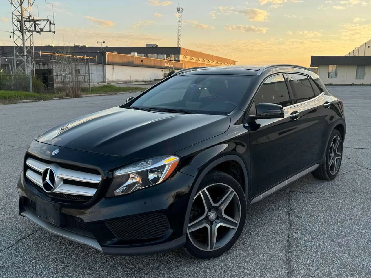 Mercedes-Benz GLA 250 * 4MATIC* AMBIENT* ПАНОРАМА* КАМЕРА* , снимка 3 - Автомобили и джипове - 54807469