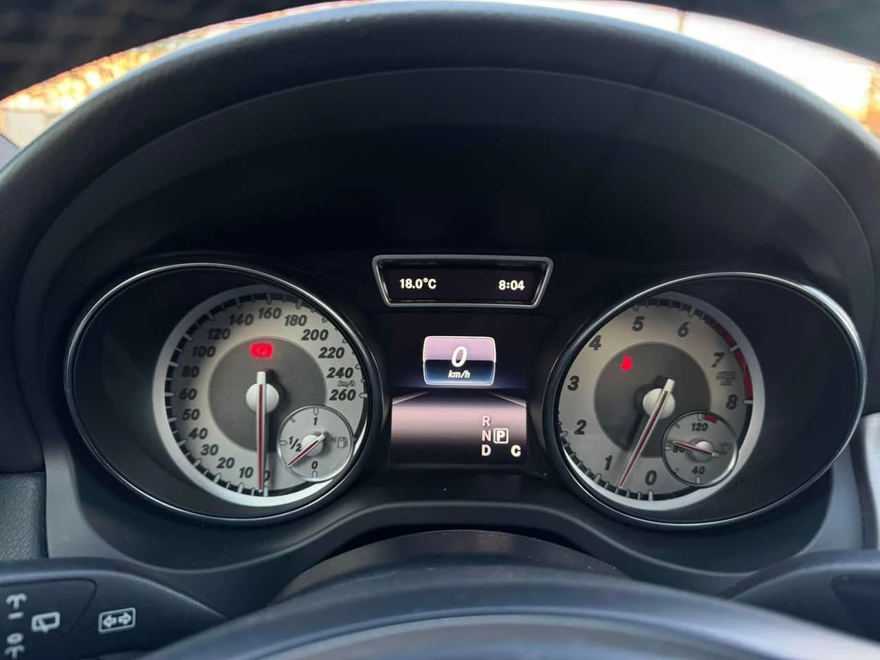 Mercedes-Benz GLA 250 * 4MATIC* AMBIENT* ПАНОРАМА* КАМЕРА* , снимка 9 - Автомобили и джипове - 54807469
