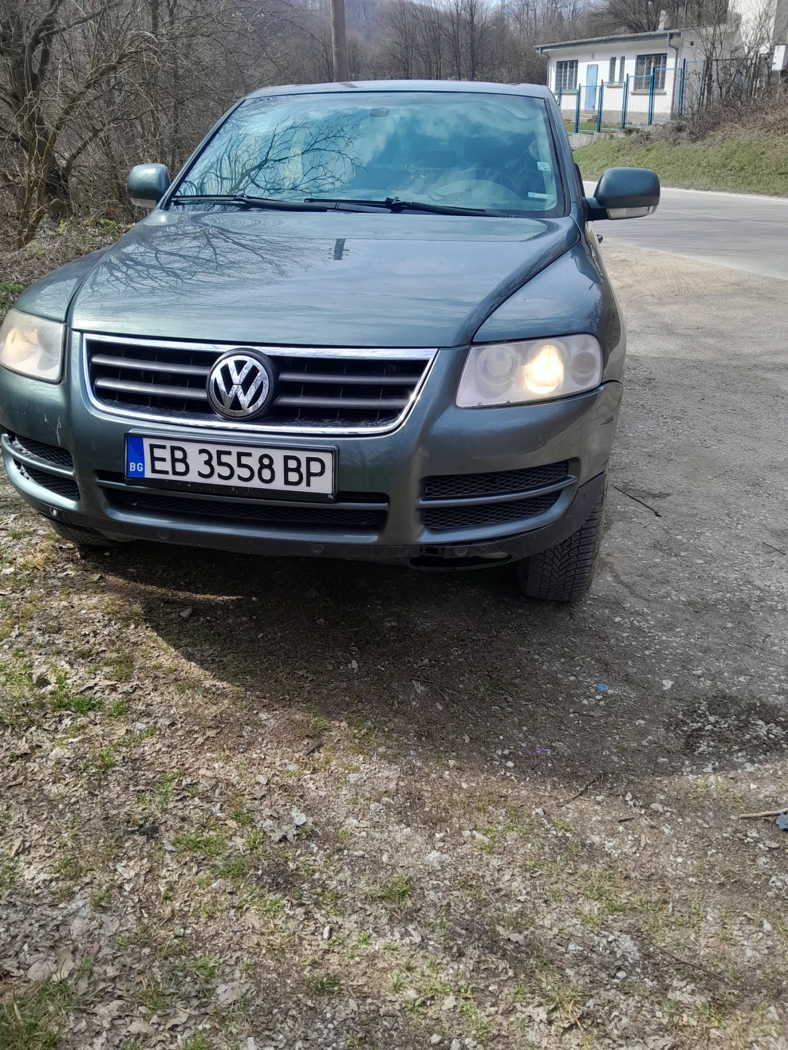 VW Touareg, снимка 2 - Автомобили и джипове - 56431010