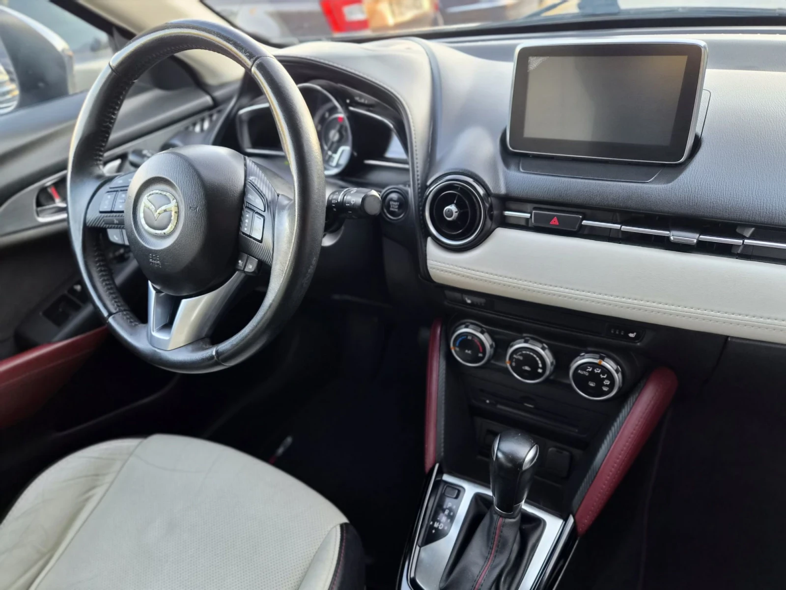 Mazda CX-3 1.5 AUTOMAT 4X4, снимка 8 - Автомобили и джипове - 56299362