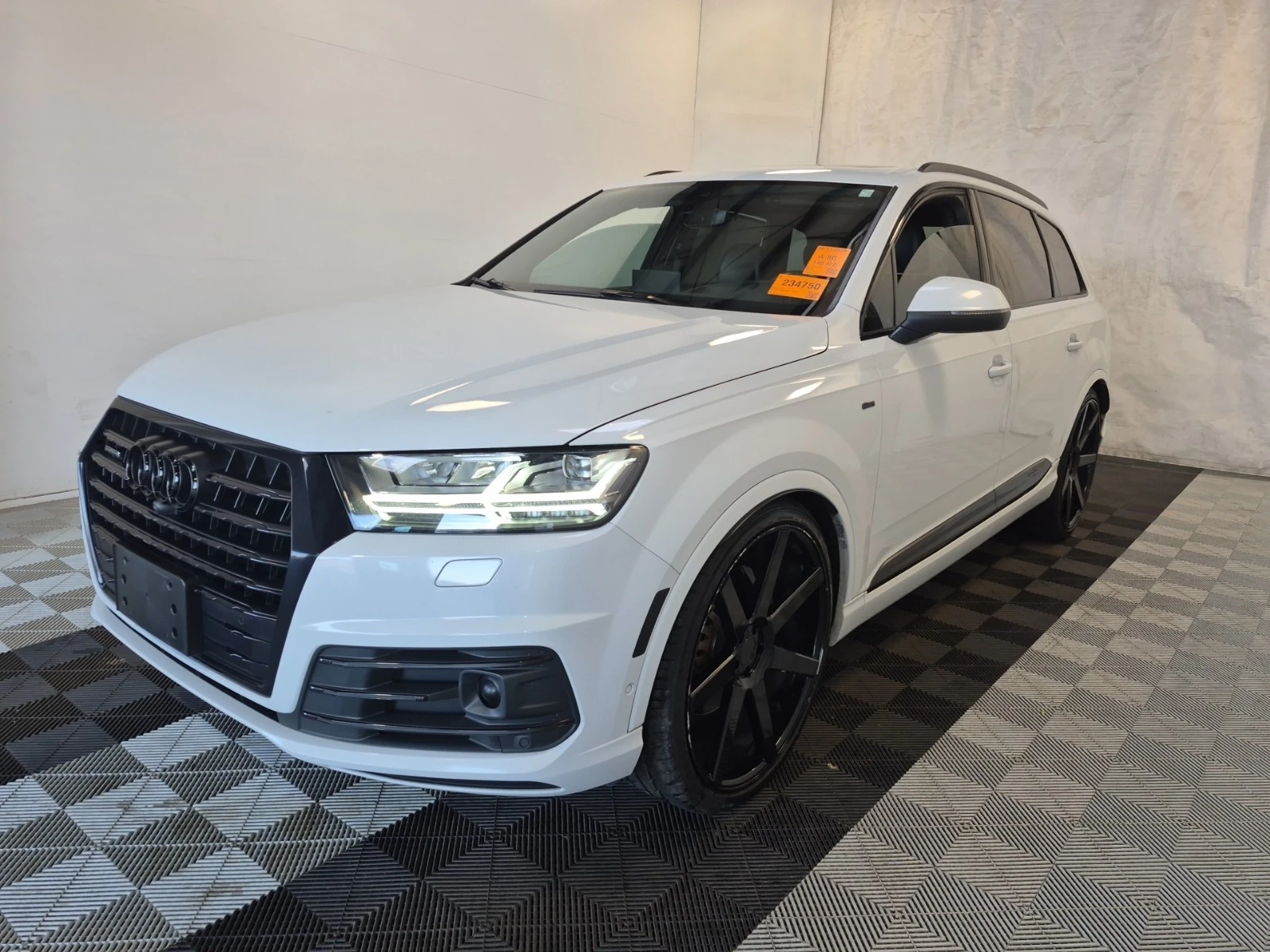 Audi Q7 CARFAX * БЕЗ ИНЦИДЕНТИ