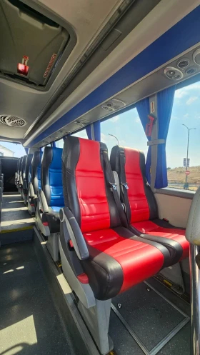 Iveco Daily 70C 28 места, стъклопакет, двоен климатик, 2 броя, снимка 9