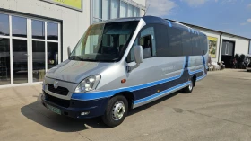 Iveco Daily 70C 28 места, стъклопакет, двоен климатик, 2 броя, снимка 2