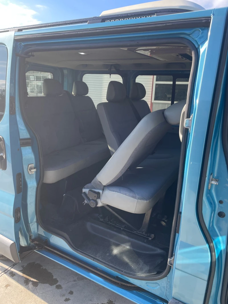 Renault Trafic, снимка 9 - Бусове и автобуси - 52693184