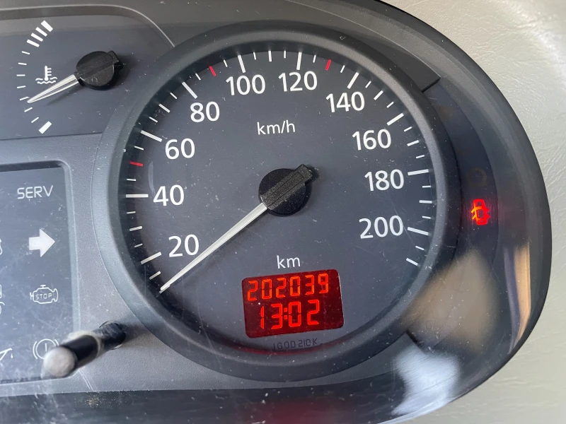 Renault Trafic, снимка 7 - Бусове и автобуси - 52693184