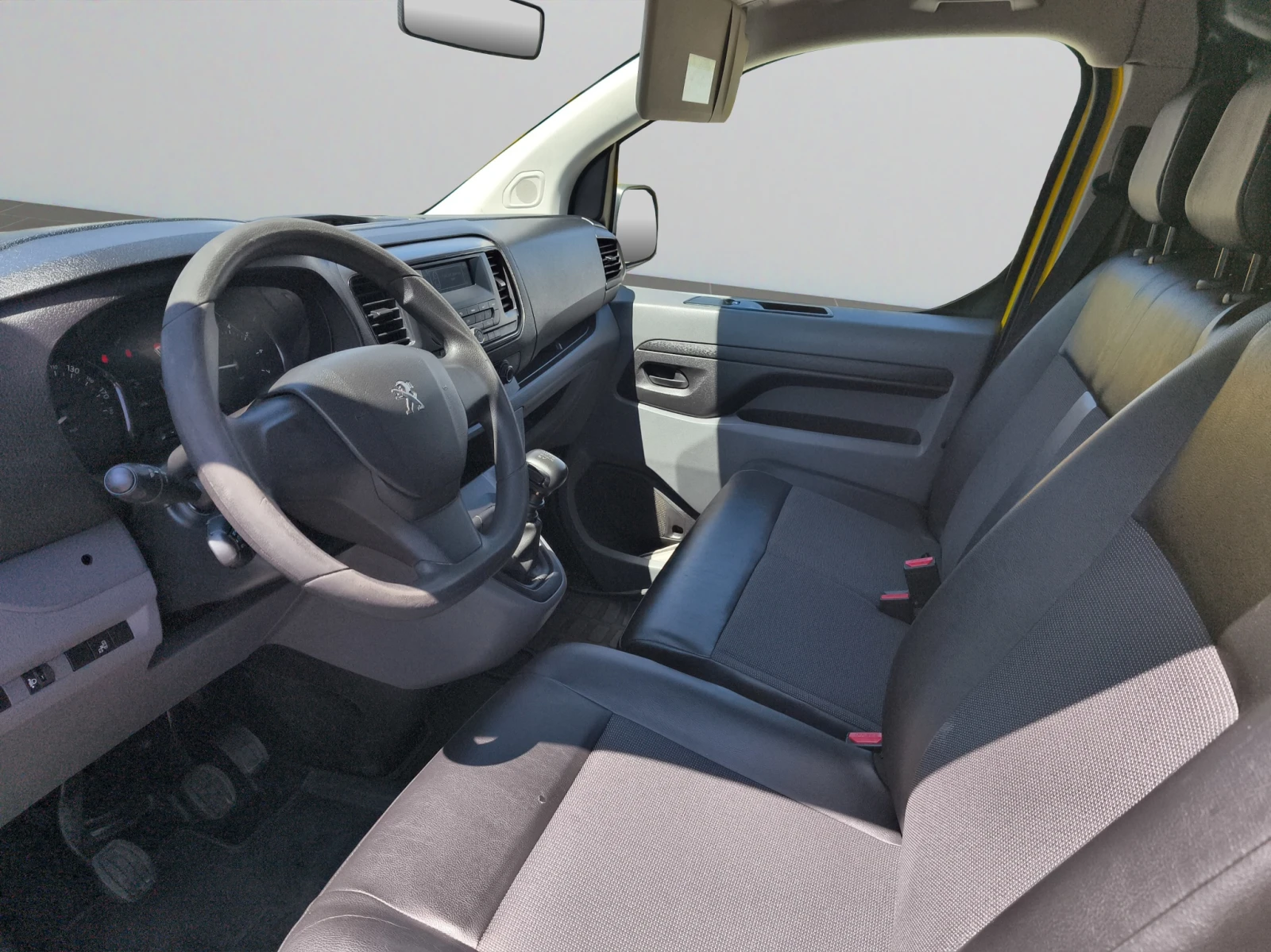 Peugeot Expert Long 2.0 BlueHDi 120 S&S BVM6 E6/1910R21 - изображение 9