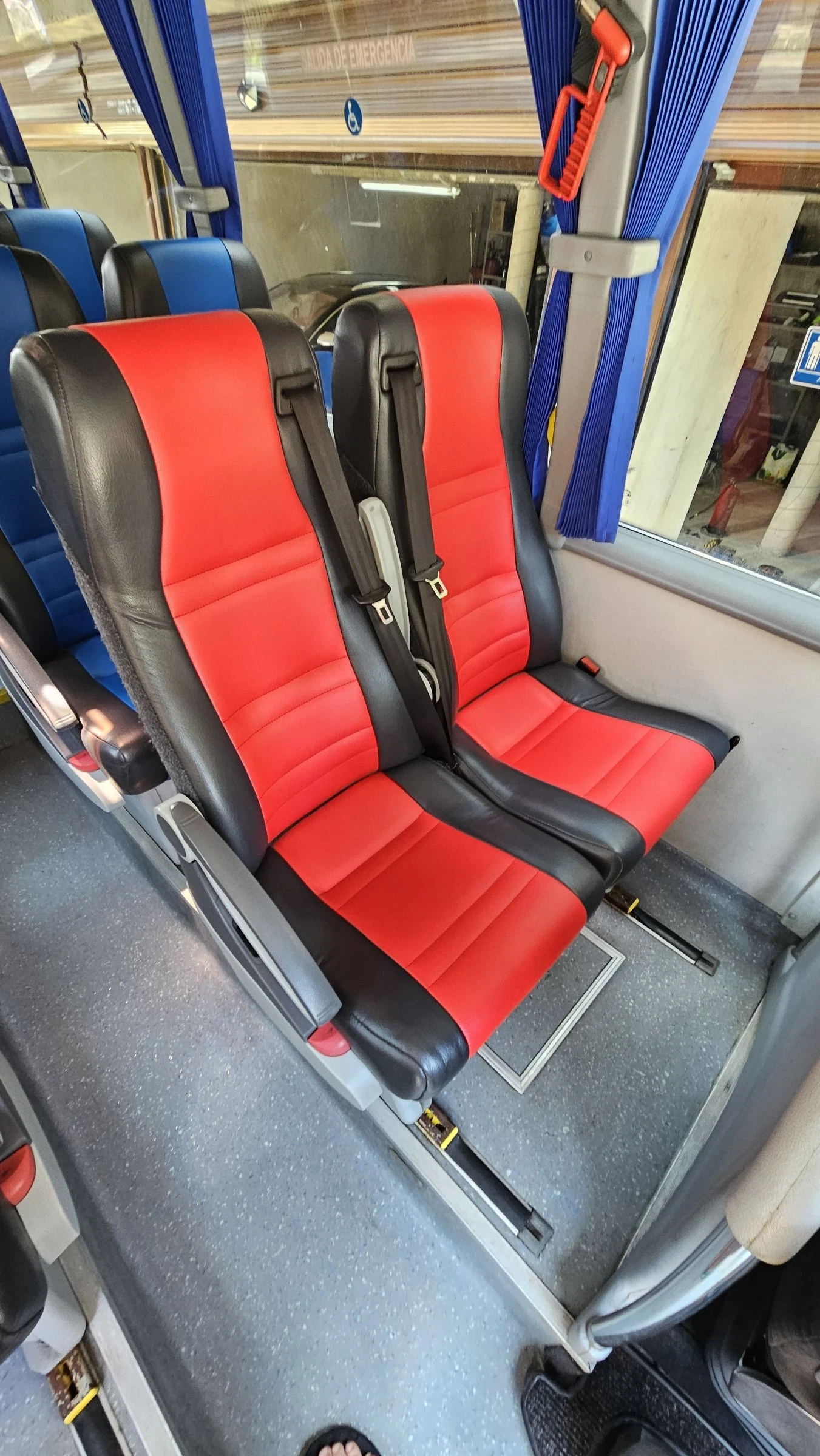 Iveco Daily 70C Ferqui 29 места, снимка 7 - Бусове и автобуси - 55205783